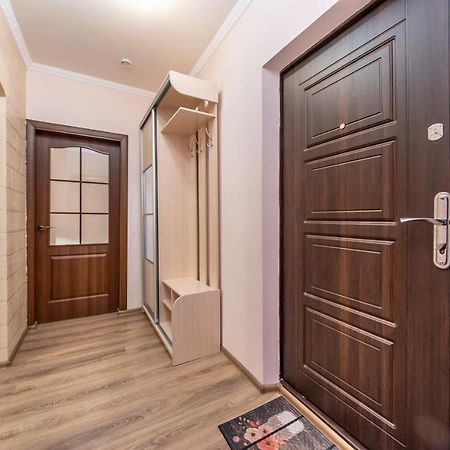 Ferienwohnung Осокорки Русовой 3 Kiew Exterior foto