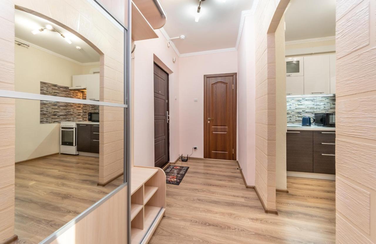 Ferienwohnung Осокорки Русовой 3 Kiew Exterior foto