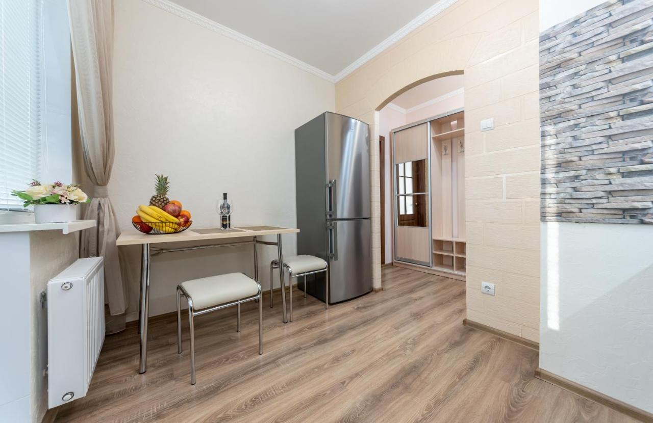Ferienwohnung Осокорки Русовой 3 Kiew Exterior foto